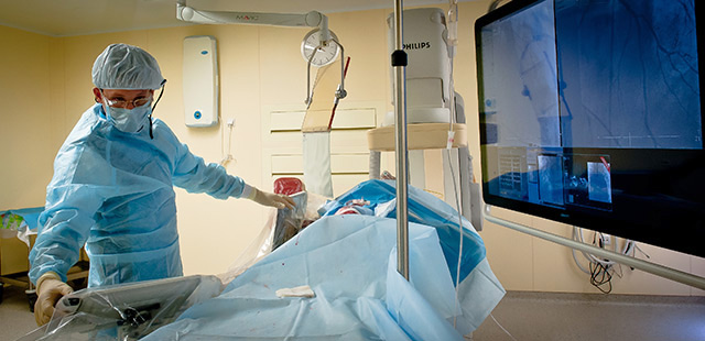 В челябинском федеральном кардиоцентре освоили уникальную операцию с «умными» технологиями