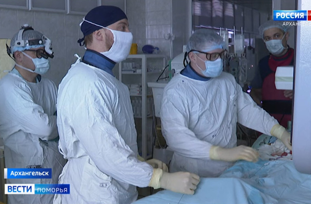 Кардиохирурги первой больницы Архангельска имени Еликаниды Волосевич провели сложнейшую операцию на сердце 90-летней пациентке